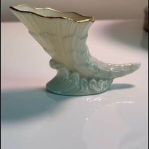 Lenox Vintage Cornucopia Horn of Plenty Bud Vase-Ivory w/ Gold Trim